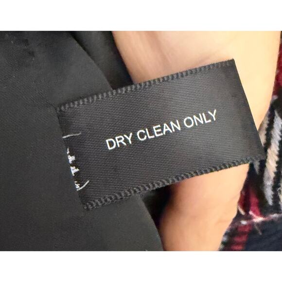 Women's Boston Proper Navy Red Plaid Gold Buttons Blazer Jacket Size 8 - Picture 6 of 7